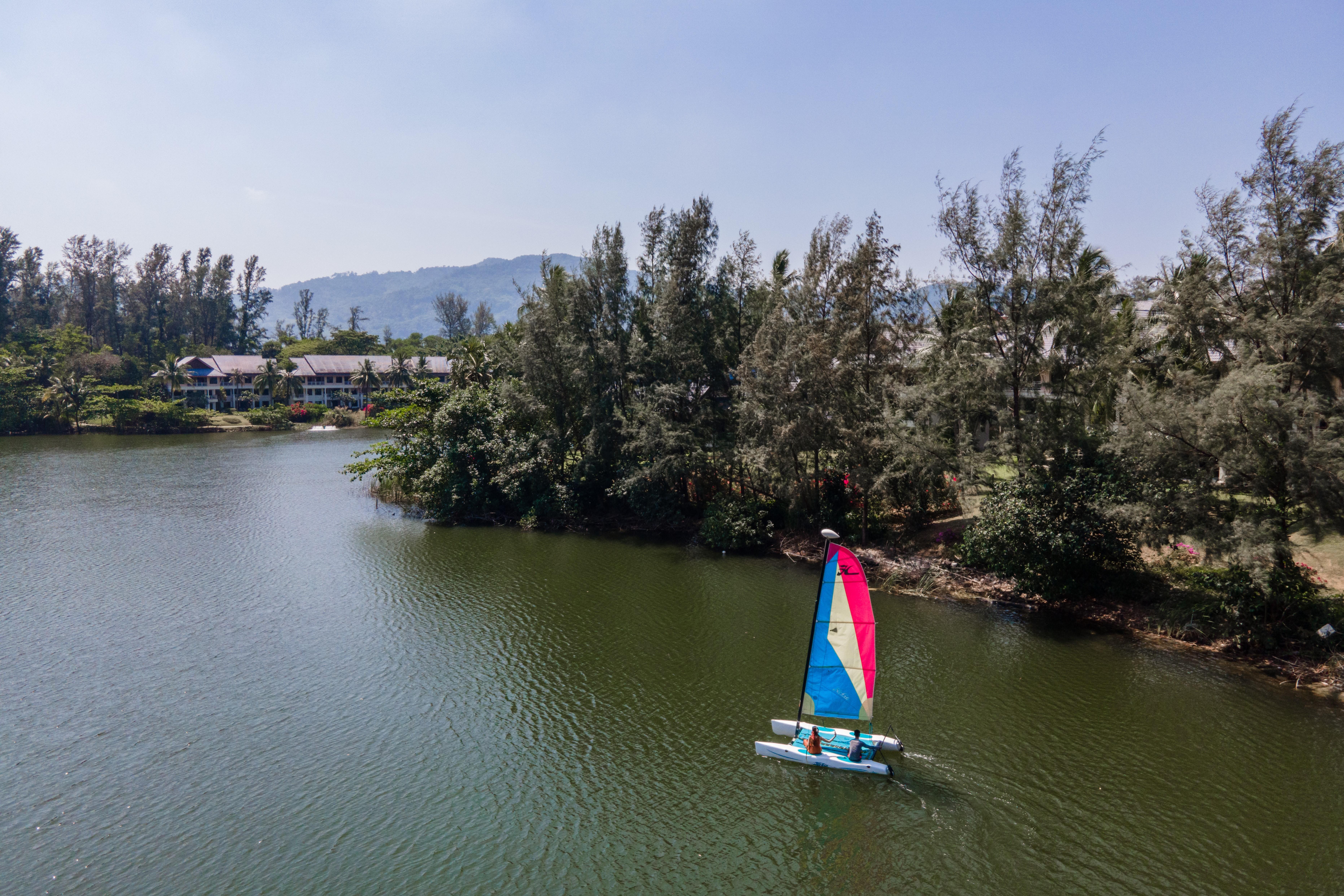 Saii Laguna Phuket Бангтао-Біч Екстер'єр фото View of the lake